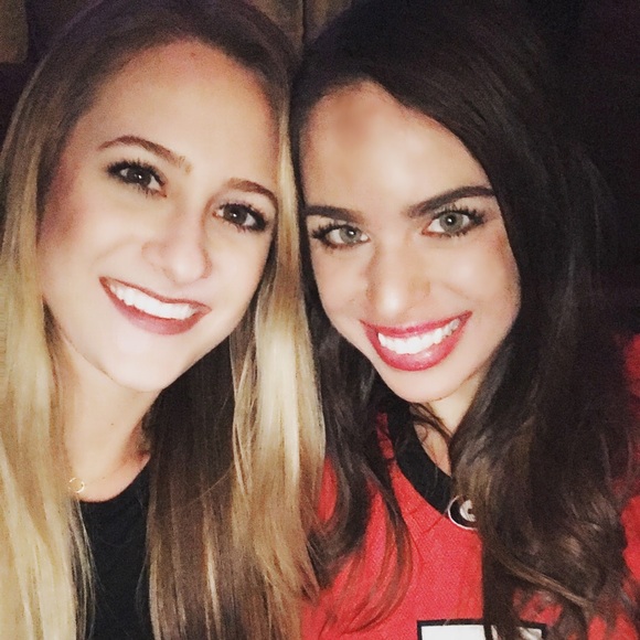 Meet your Posher, Angela - Picture 3 of 3